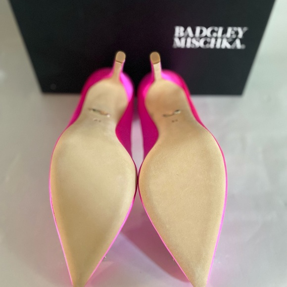 BADGLEY MISCHKA NWT CHER PUMPS Hot Pink Size 8.5 - Picture 9 of 12